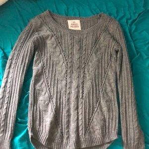 Grey sweater